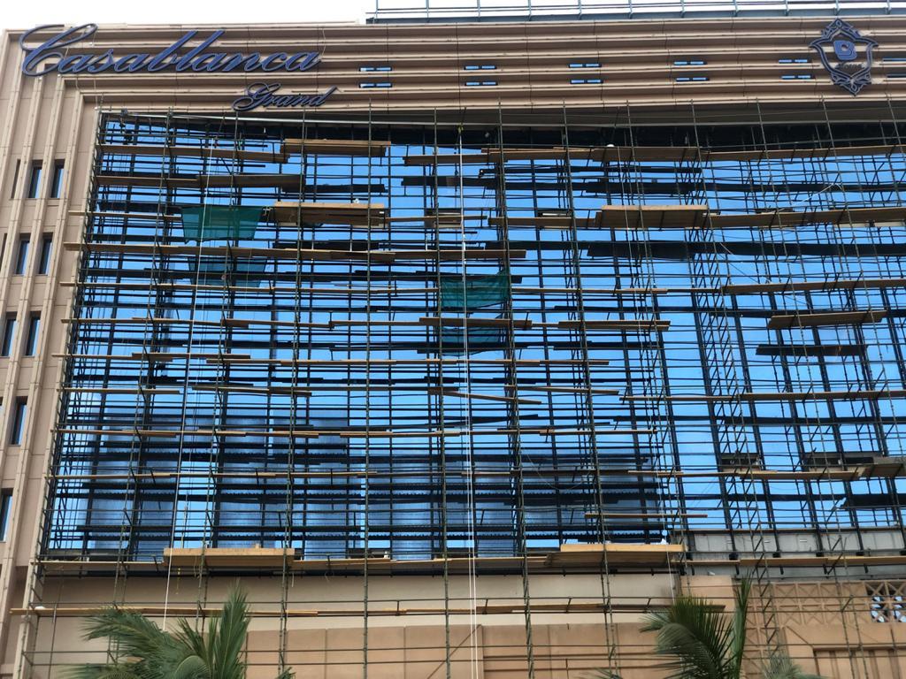 “Transparent outdoor mesh LED display by Kingaurora (B1013) on Jeddah’s Casablanca Grand Hotel – 1053 m²”